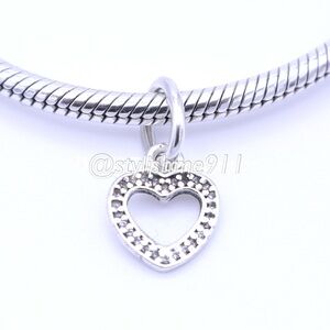 Authentic Pandora Silver Heart Pendant - 390325CZ